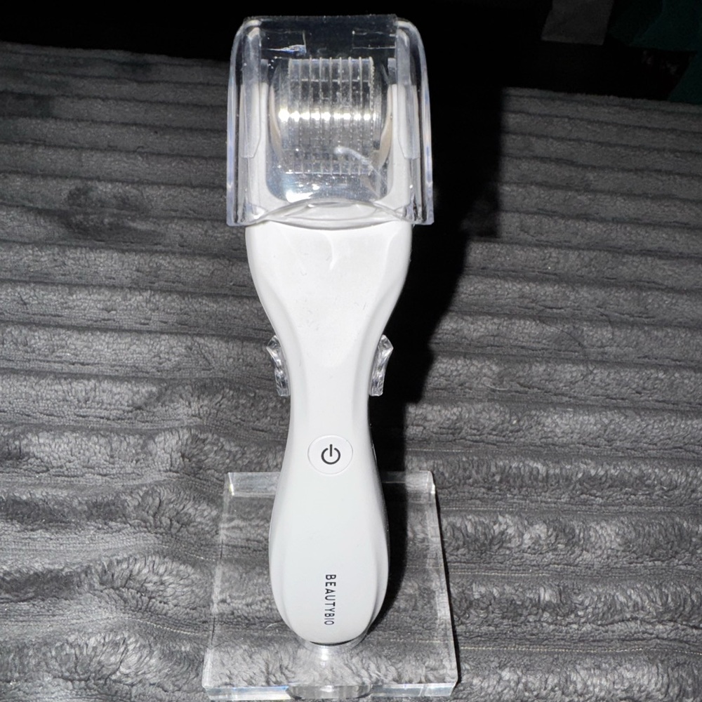 Beauty Bio NEW Glo Pro Rejuvenation Tool Womens NEW with Stand-no box